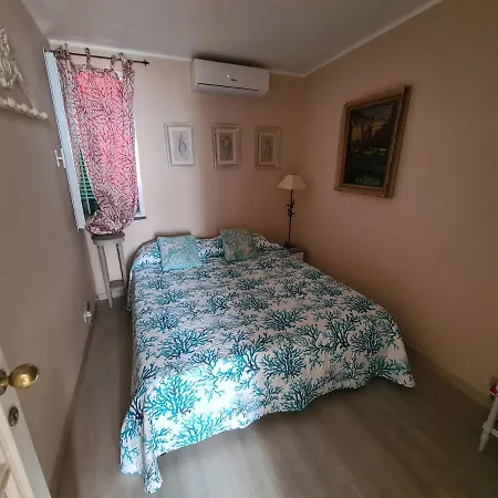 Splendida Mansarda Fronte Spiaggia La Boheme By Portofinovacanze Appartement *